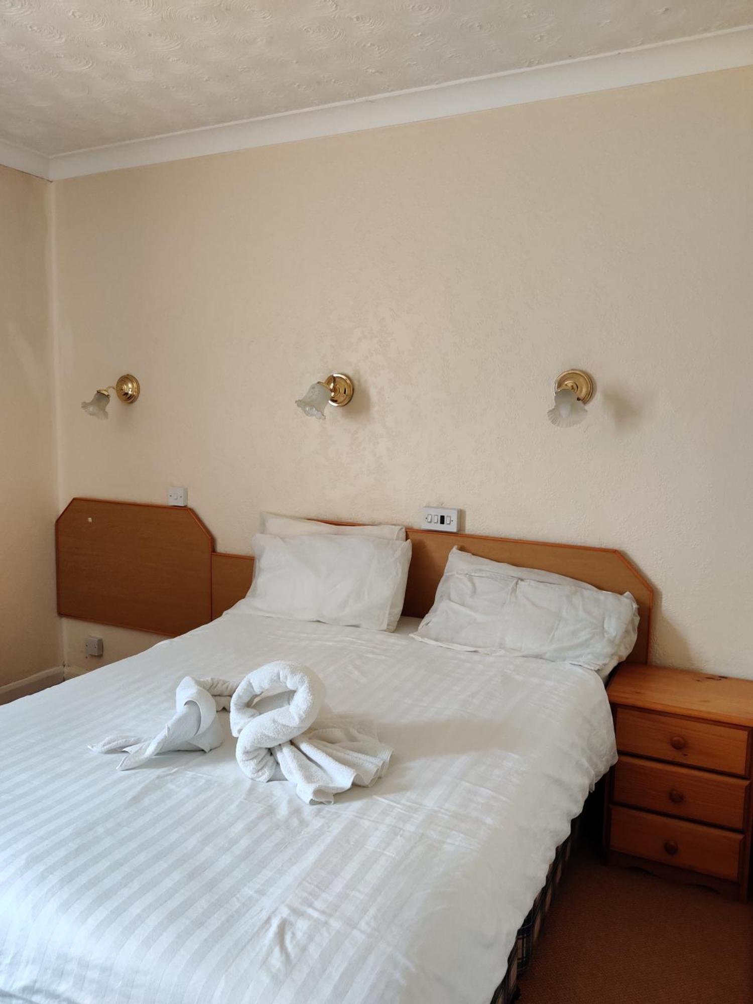 Inglewood Palm Hotel, Abbey Sands Torquay